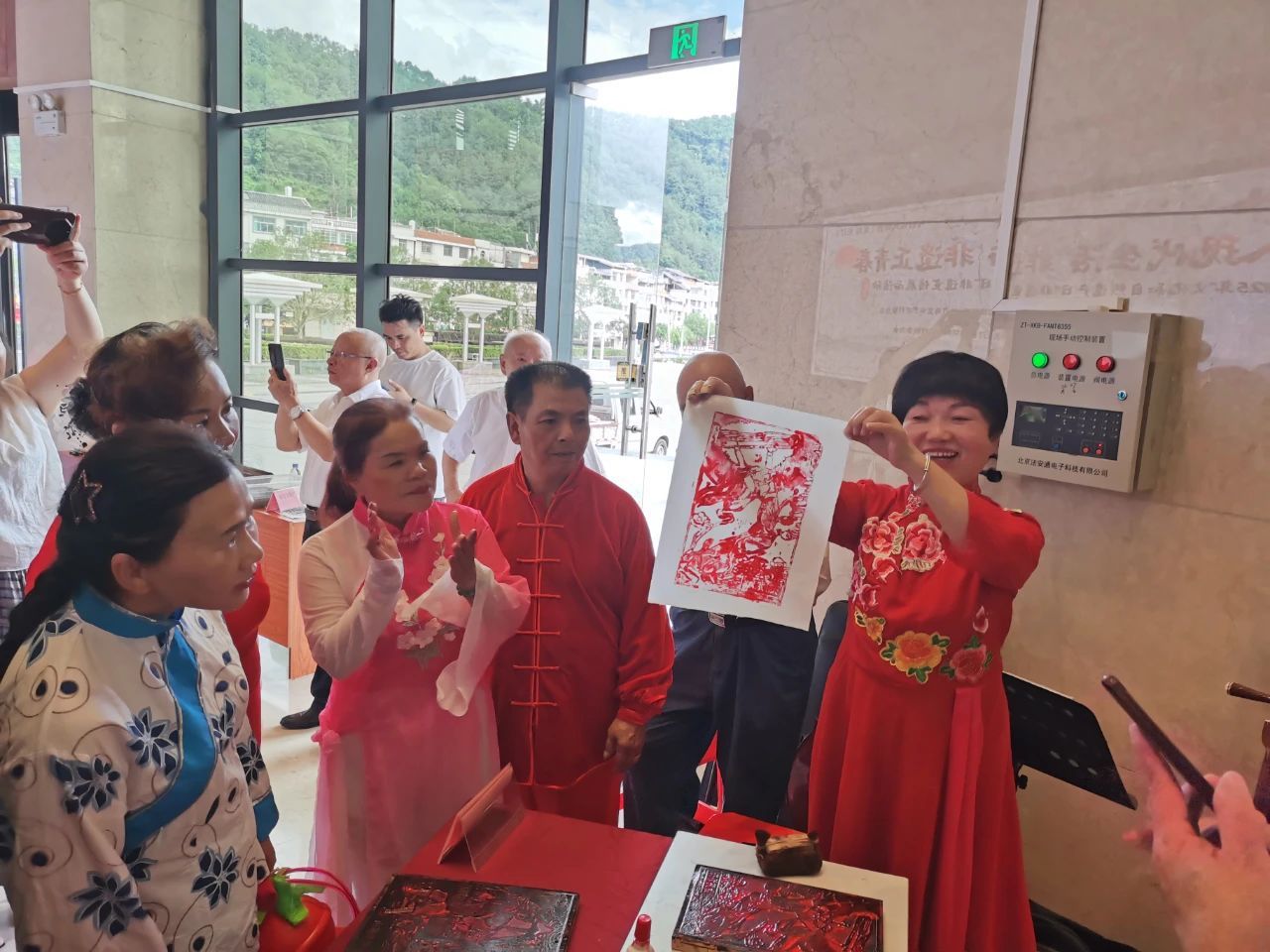 (图1)
