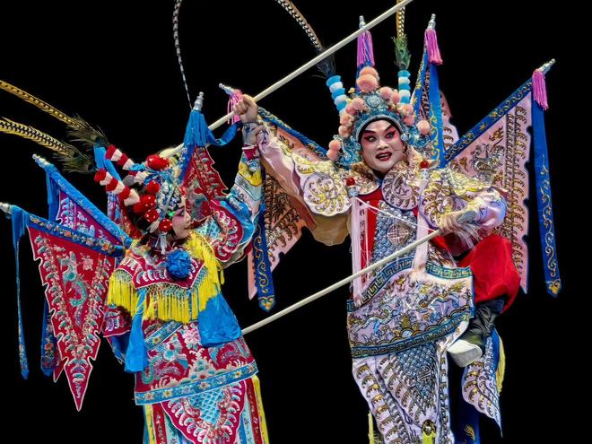 对话在斐济表演的广东民间艺术团：大雨也浇不熄当地人的热情