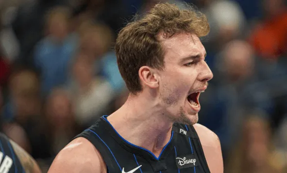 九游娱乐：流言板]小瓦格纳：重点练习了主动寻找身体接触球队打法很适合我