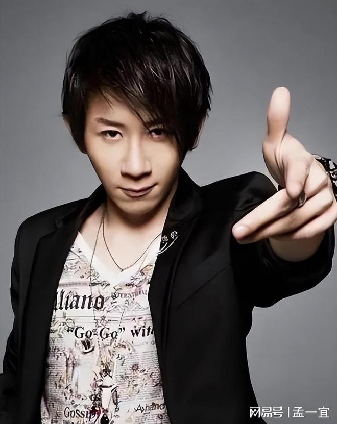 刘谦抗癌成功后再次现身！