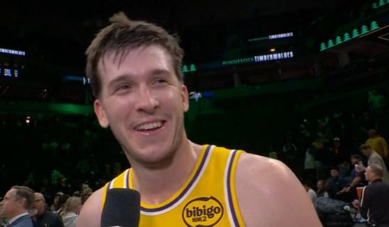 九游app：里夫斯：没有教练队友我什么都做不到；东詹可能会笑我投丢了14球