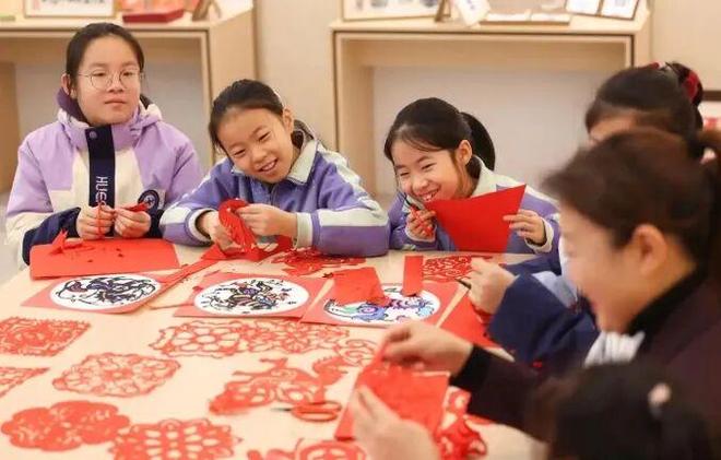 九游app：寻遗之旅 解锁非遗从新年的第一天“元旦”开始